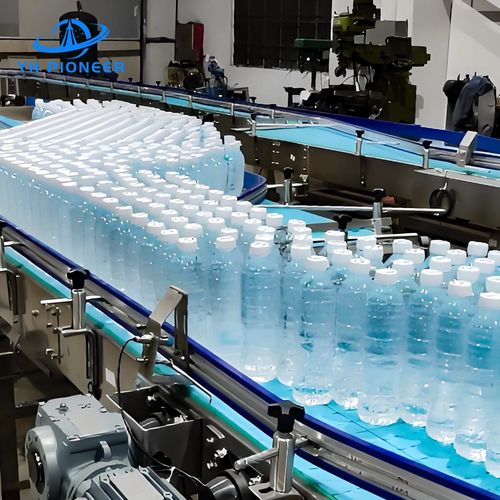 Latest company news about ปรับปรุงสายการผลิตด้วยระบบขนส่งขวดอัตโนมัติ