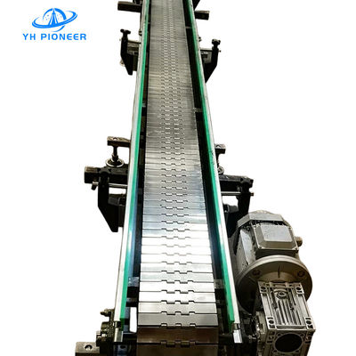 ระบบขนส่งขวดที่มีประสิทธิภาพสูง พร้อม POM และแผ่นโซ่เหล็กไร้สแตนเลสสําหรับการจัดการวัสดุที่น่าเชื่อถือ